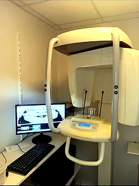 Salle de radiographie panoramique du cabinet dentaire de Sourdeval